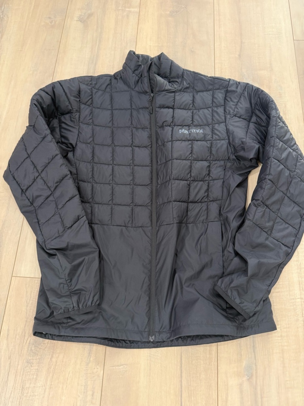 Marmot Black Quilted Men’s Lightweight Puffer Jacket